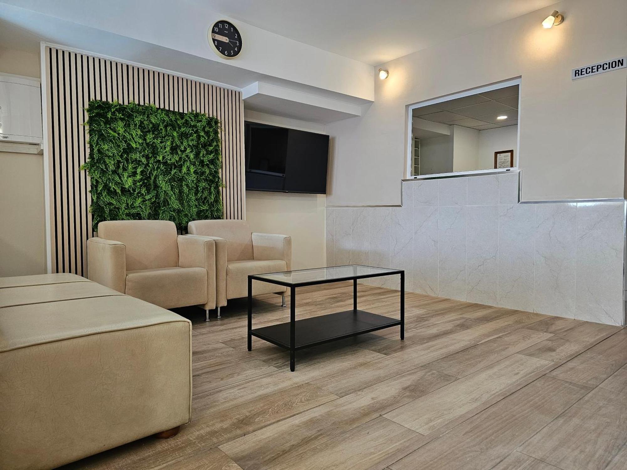 Velis Hotel 3*